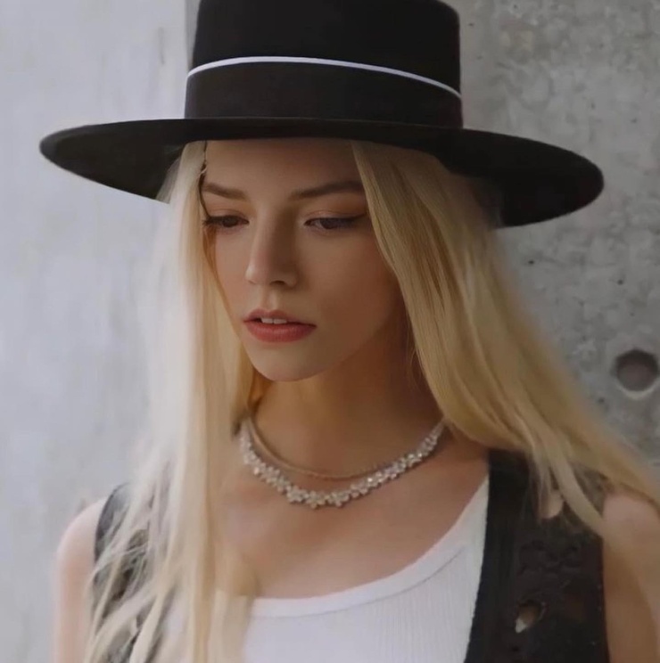 Anya Taylor-Joy Anya Taylor-Joy