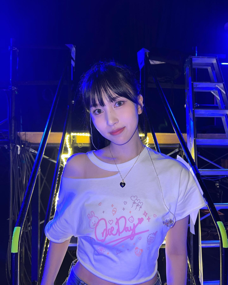 Myoui Mina