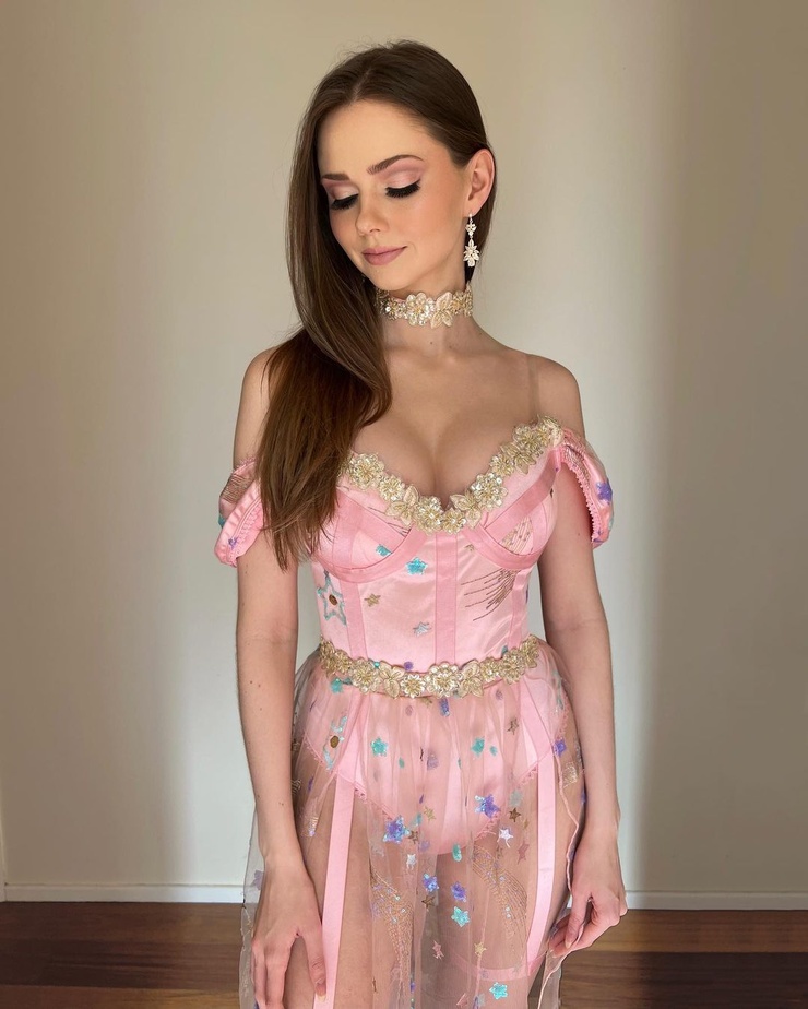 Dana Rae Johnson Dana Rae Johnson