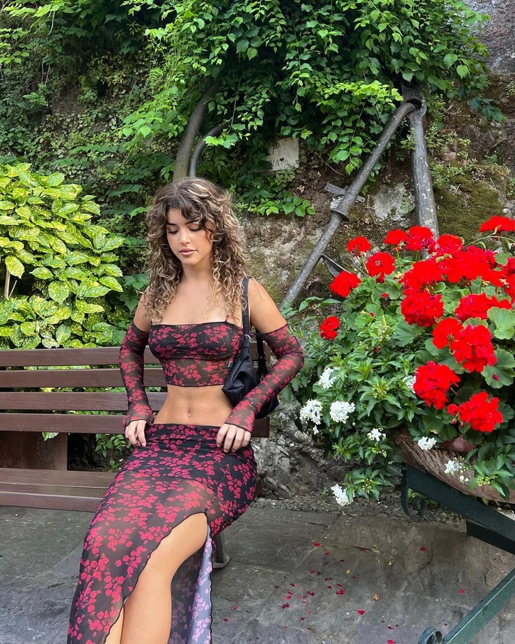 Zoe Gara