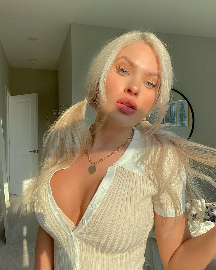 Picture of Claudia Walsh