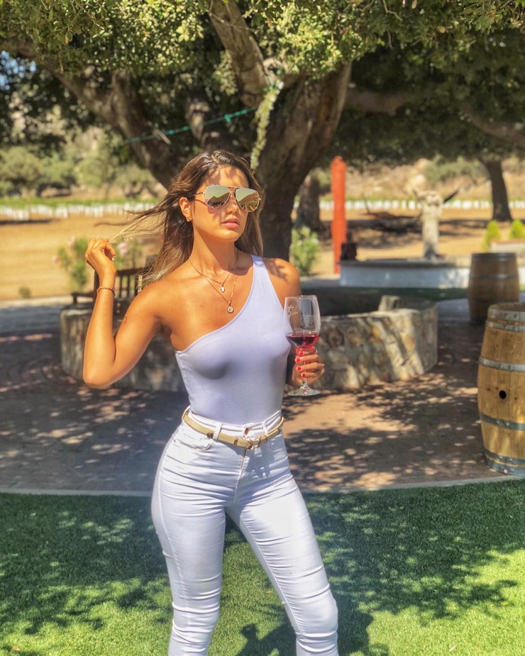Claudia Coria Claudia Coria