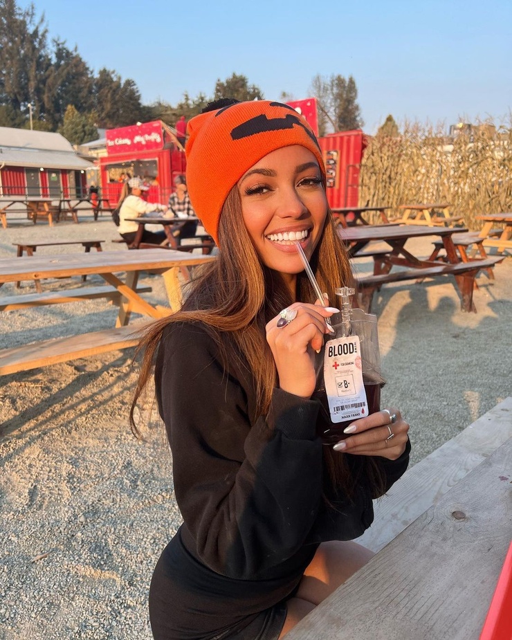 Vanessa Morgan