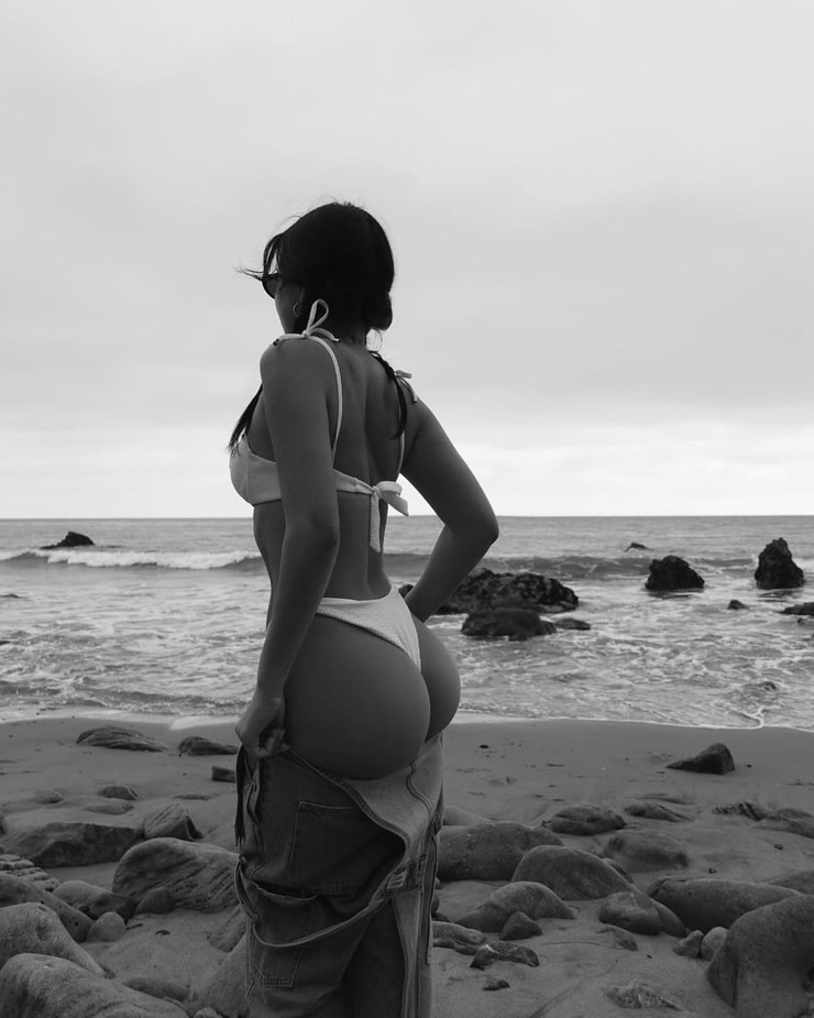 Julia Kelly