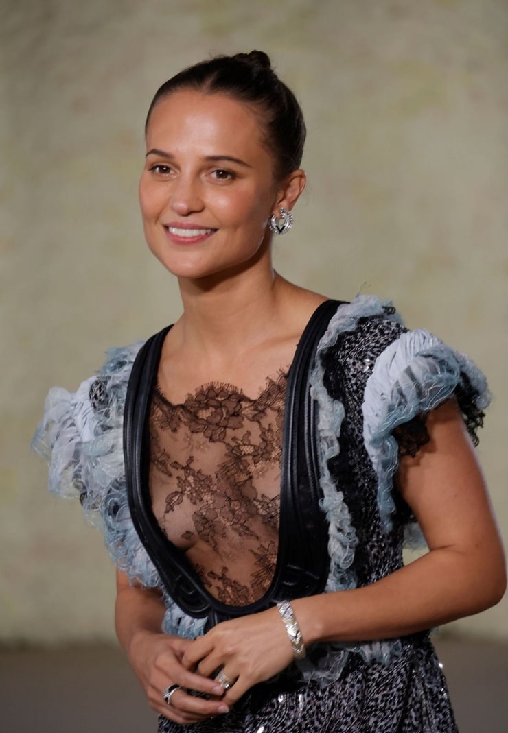 Alicia Vikander