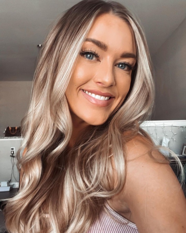 Allie Roberts Allie Roberts