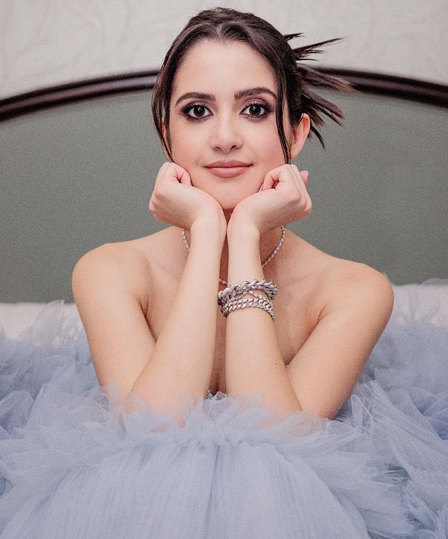 Picture of Laura Marano