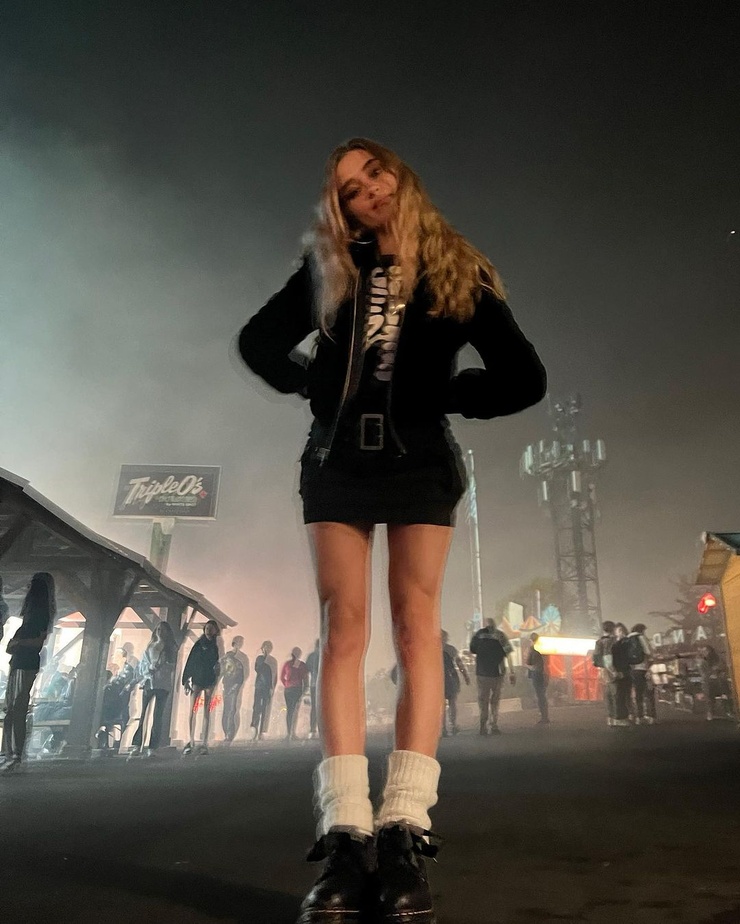 Lizzy Greene