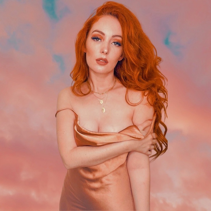 Nicole Simone