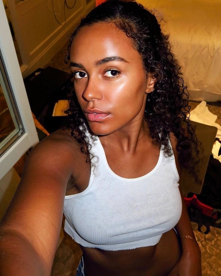 Ava Dash