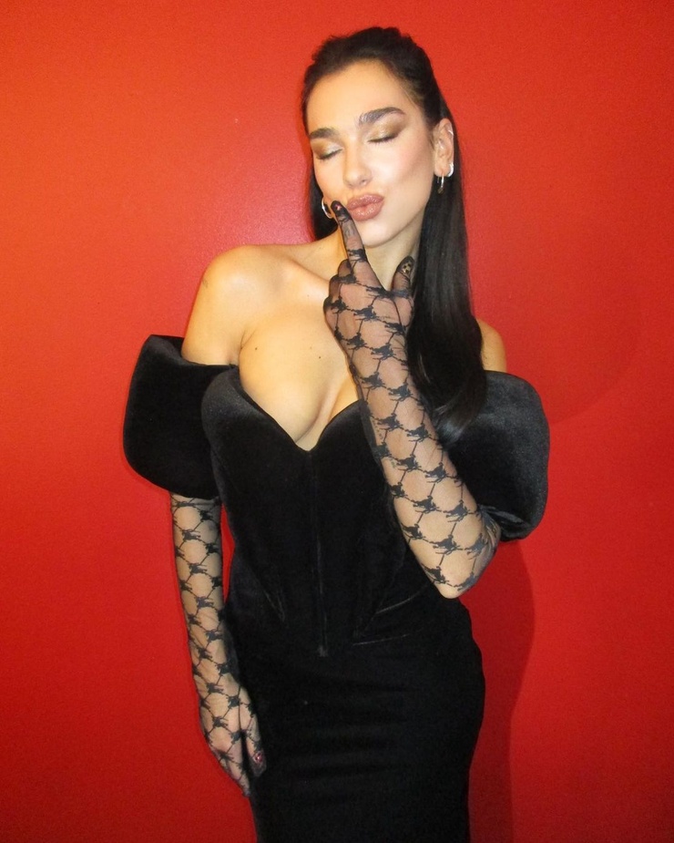 Dua Lipa
