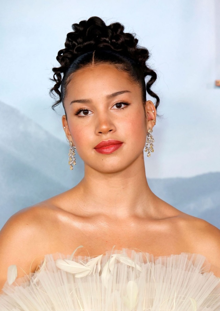Picture of Sofia Wylie - How Tall Is Sofia Wylie? Disney Star’s Height In 2025