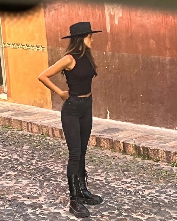 Eiza Gonzalez