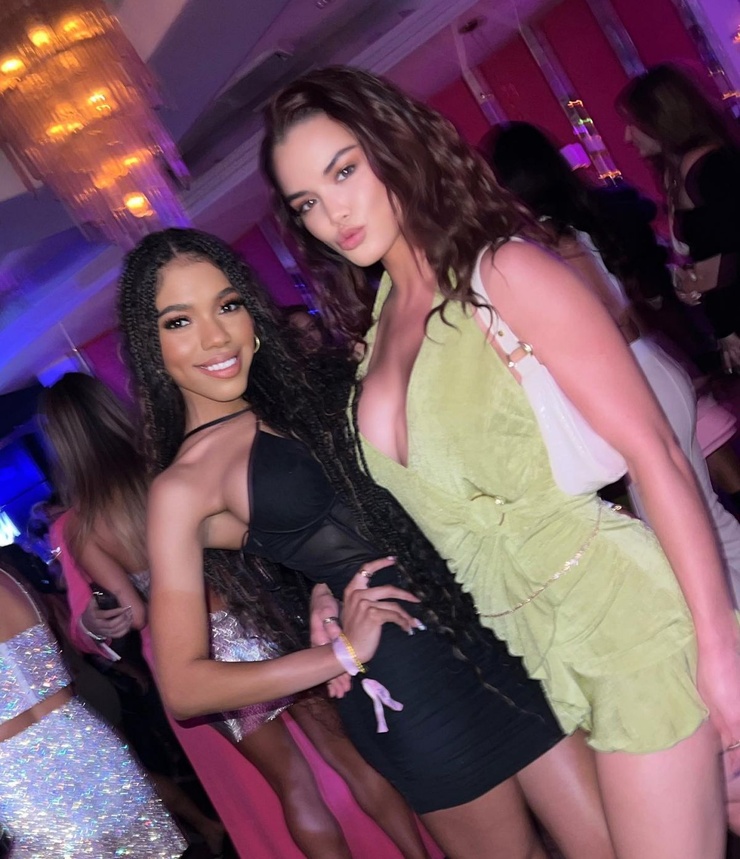 Paris MaryJo Berelc