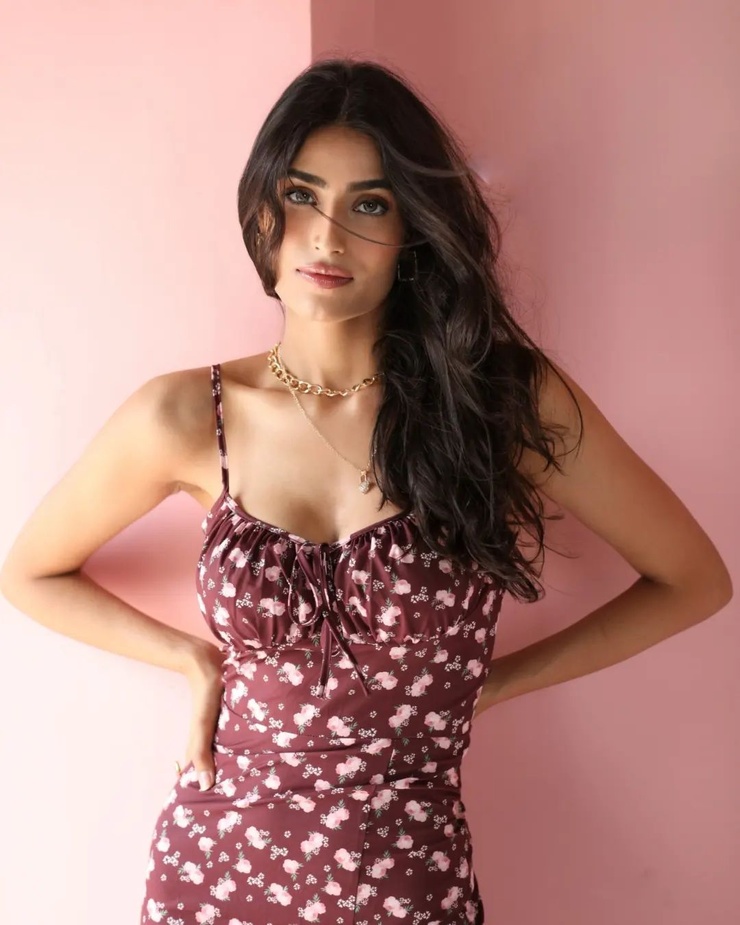 Nikita Tiwari