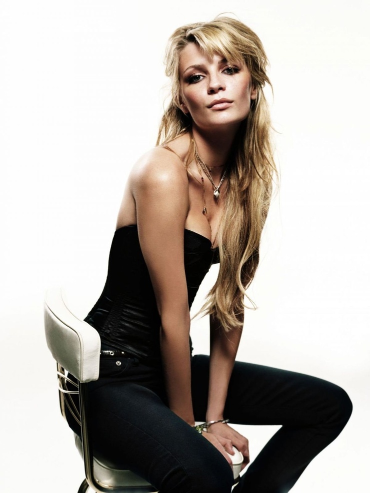 Mischa Barton Mischa Barton