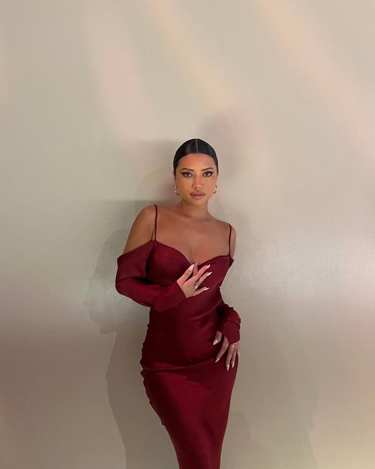 Julia Kelly