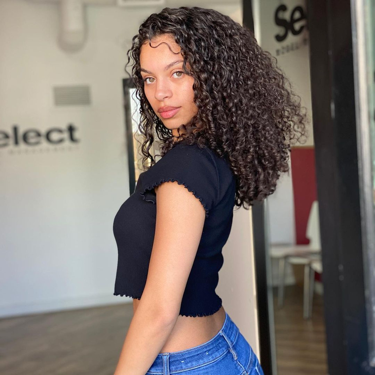 Arianna Barron Arianna Barron