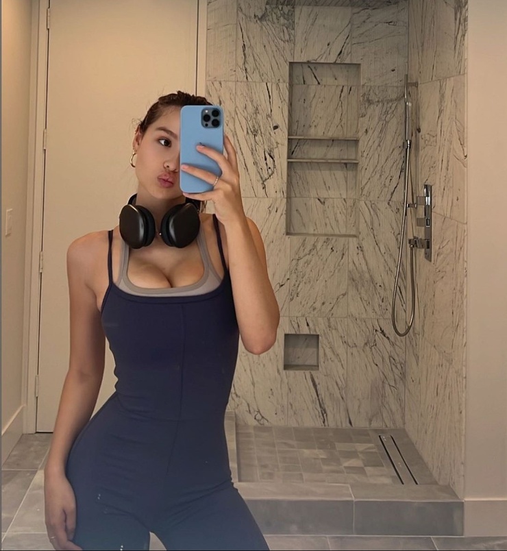 Sophie Mudd Sophie Mudd
