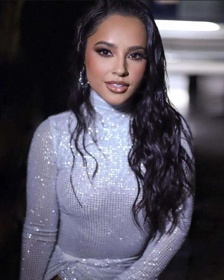 Becky G.