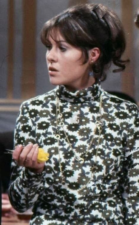 Elisabeth Sladen