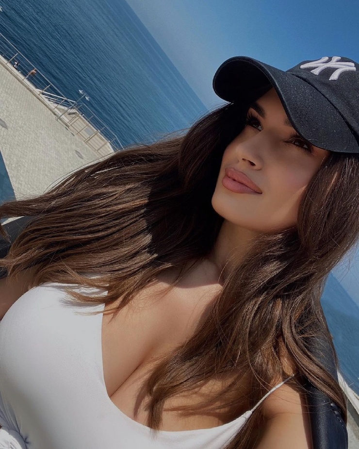 Alina Angelina