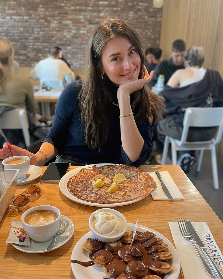 Jessica Clements Jessica Clements