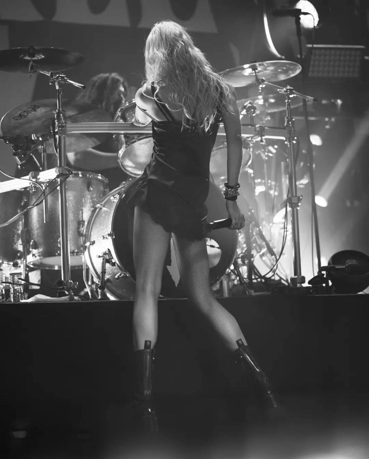 Taylor Momsen image