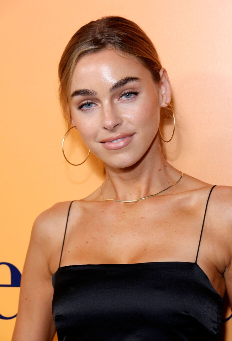 Elizabeth Turner. picture