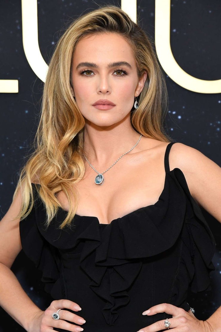 Zoey Deutch Zoey Deutch