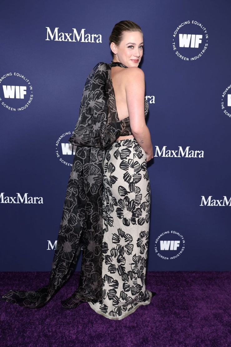 Lili Reinhart