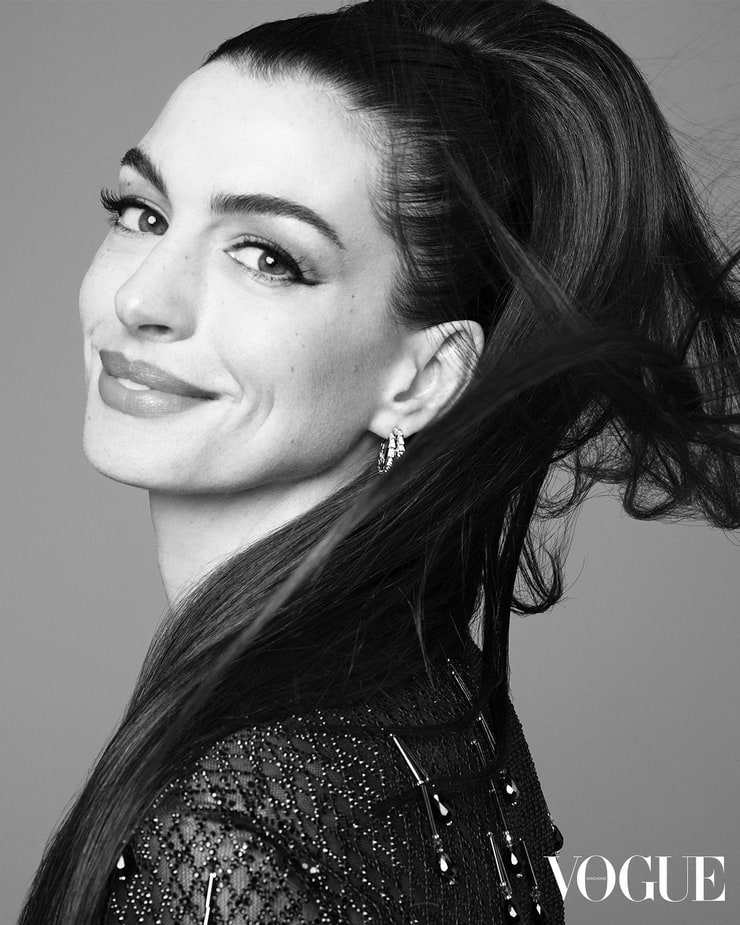 Anne Hathaway