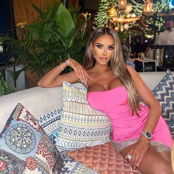 Bianca Dragusanu (model)