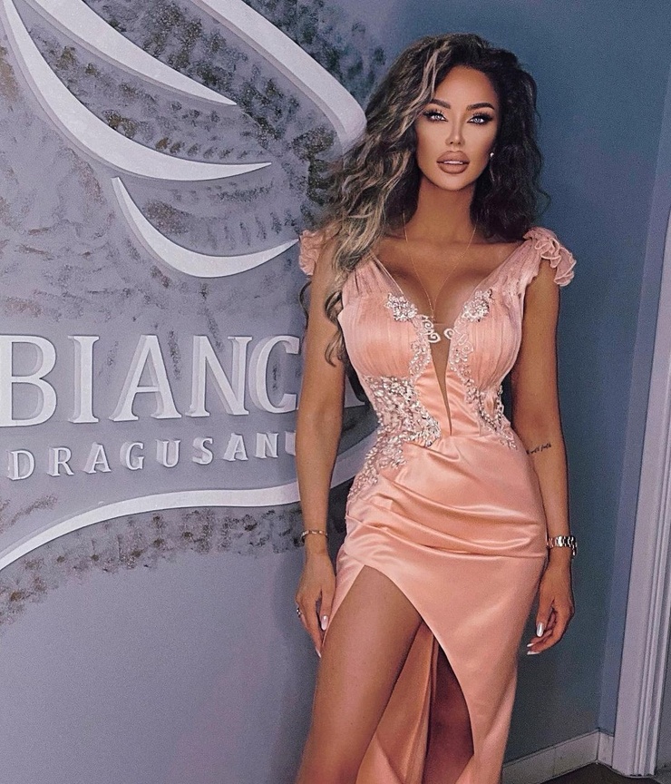 Bianca Dragusanu (model)