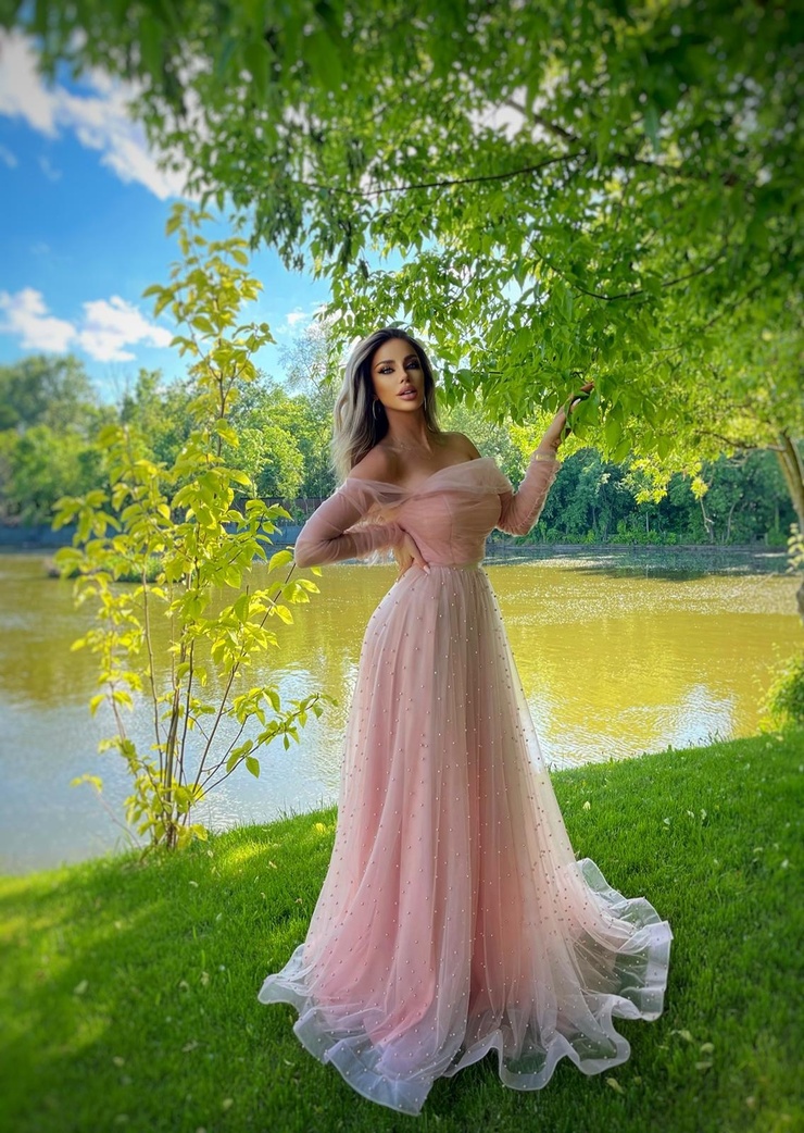 Bianca Dragusanu (model)
