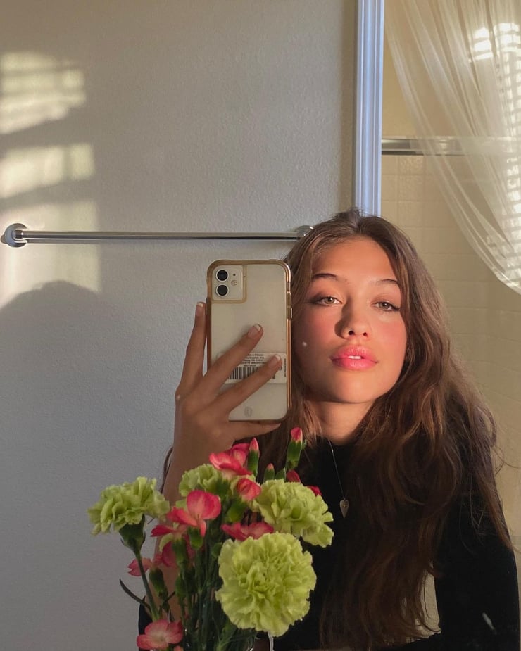 Lily Gallardo