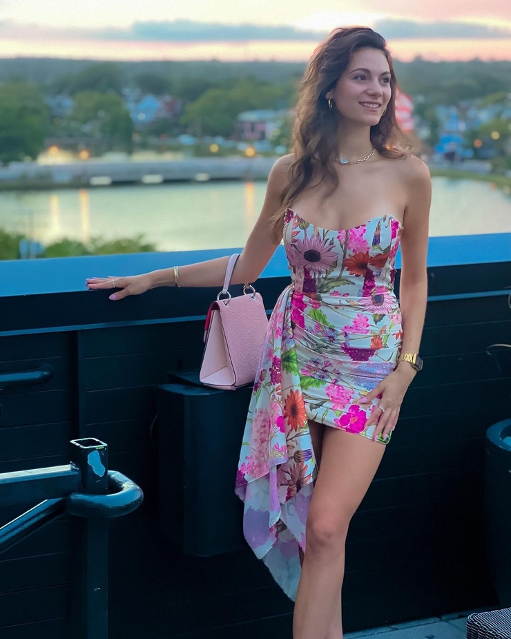 Alexia Raye