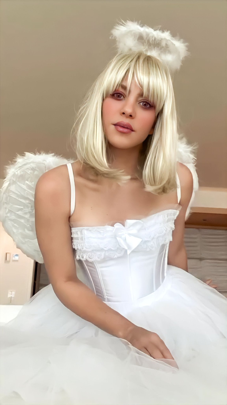 Shakira Shakira