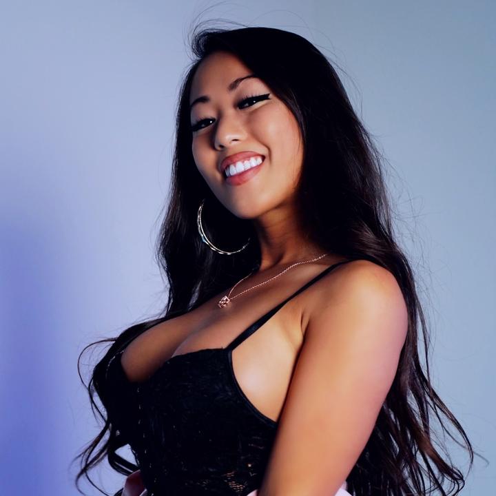 Picture of Jenny Babas