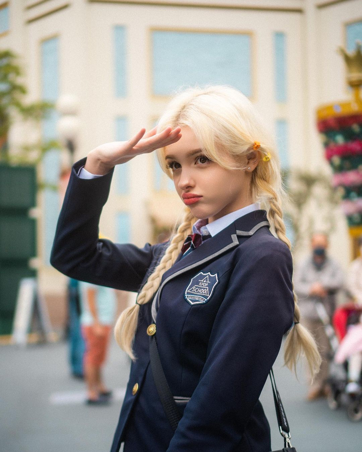 Elina Karimova Elina Karimova