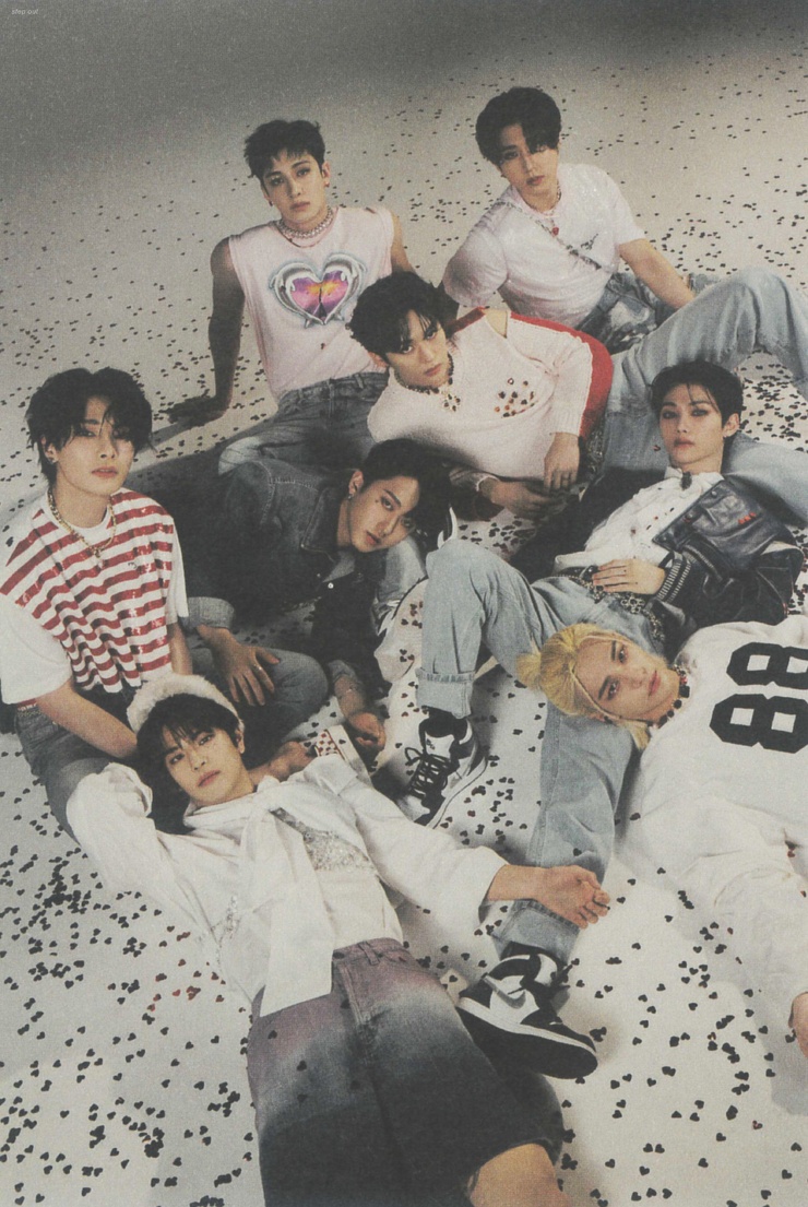 Stray Kids