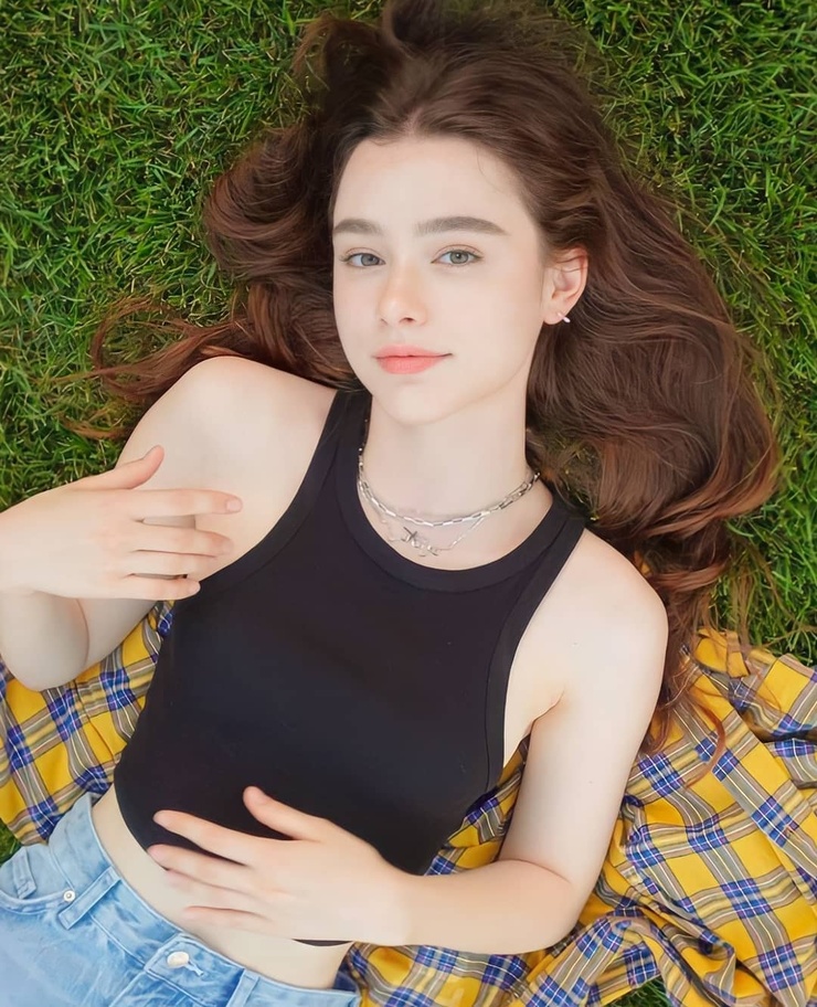 Picture of Dasha Taran (II)