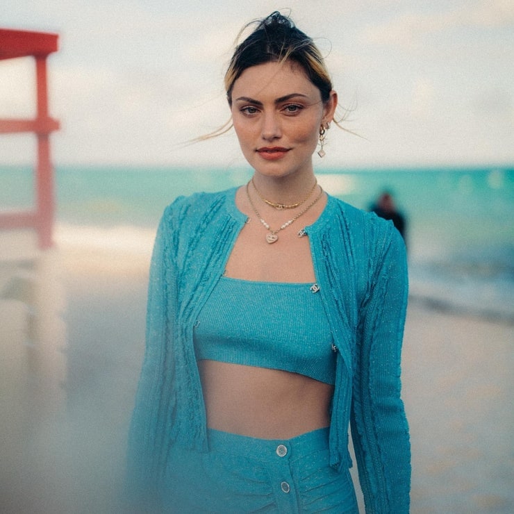 Phoebe Tonkin