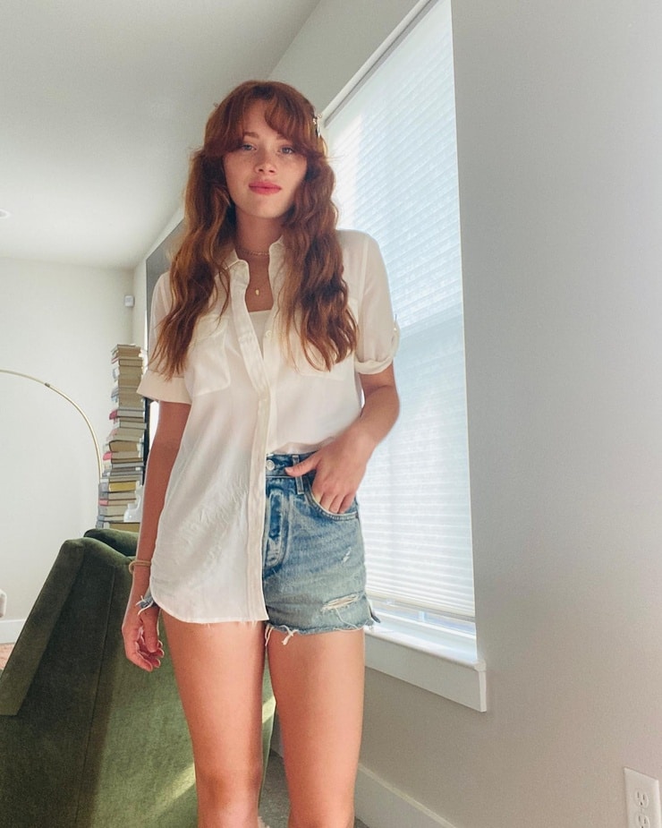 Violet Brinson picture