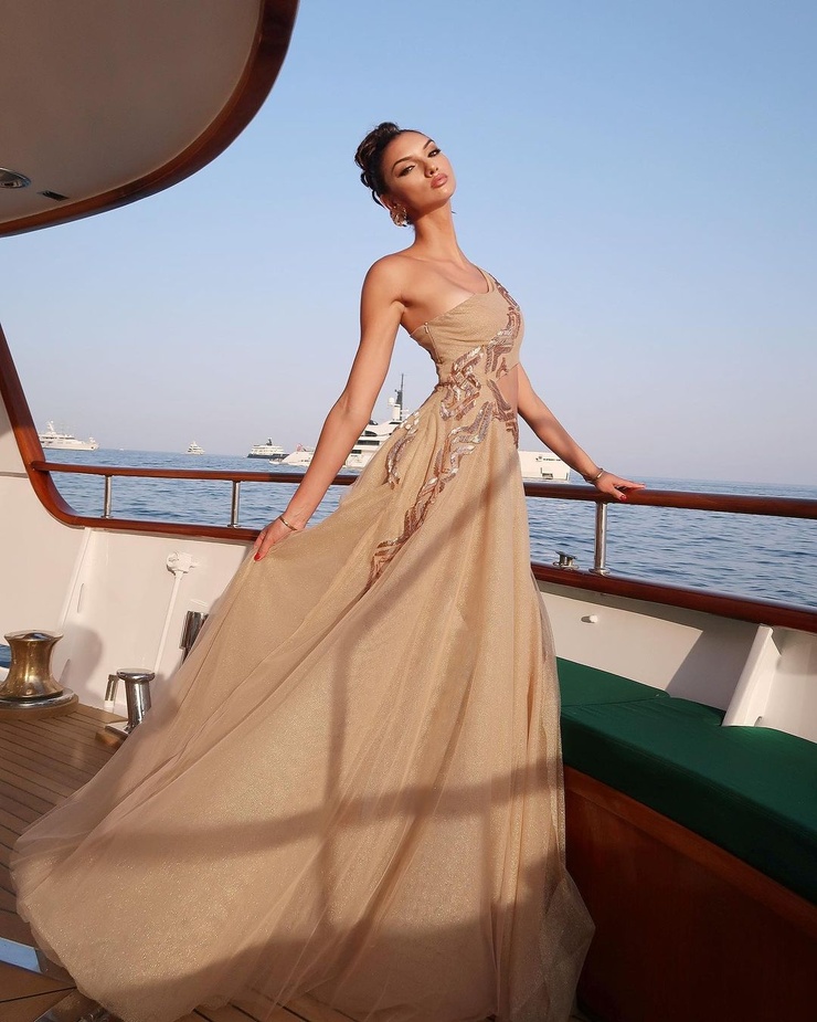 Chanel Postrel Chanel Postrel