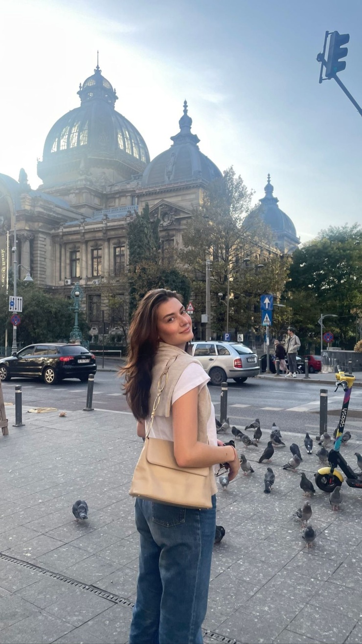 Jessica Clements