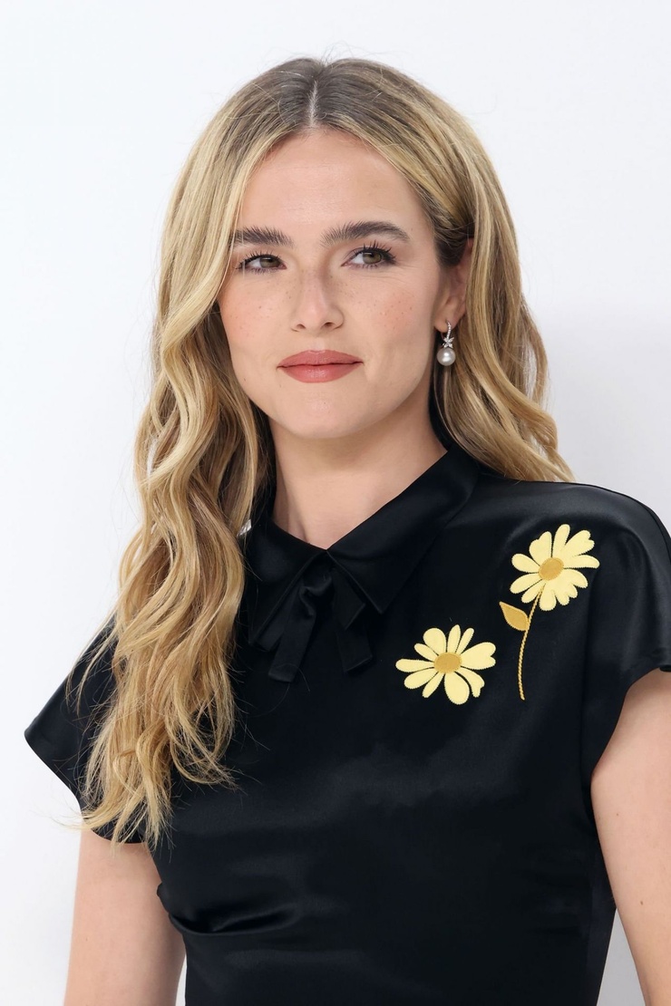 Zoey Deutch