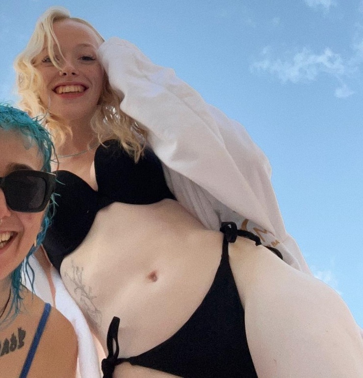 Amybeth McNulty
