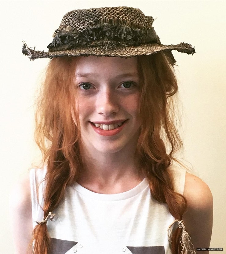 Amybeth McNulty