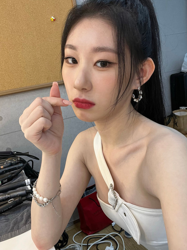 Lee Chaeryeong Lee Chaeryeong